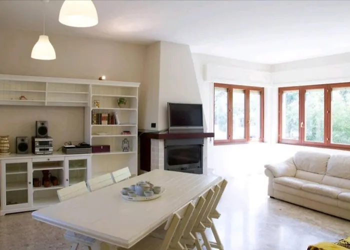 Mialma Вилла Монополи